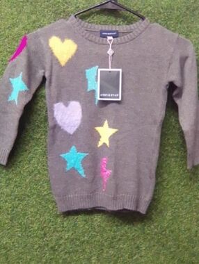 Andy & Evan Gray Sweater with Multicolor Hearts & Stars